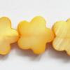 Shell beads,Flower 12mm Sold per16-inch strand