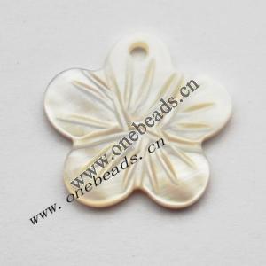 Shell Pendant Flower 18mm Sold by Bag