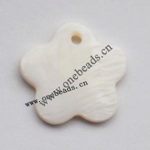 Shell Pendant Flower 18mm Sold by Bag