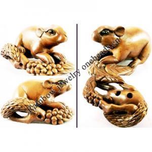 Hand-carved Netsuke Japanese Boxwood Squirrel,2-inch, Sold by PC 