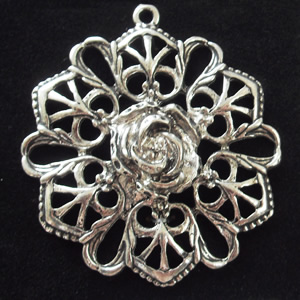 Pendant, Zinc Alloy Jewelry Findings, Flower, 30x36mm, Sold by Bag