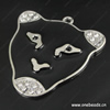 Zinc Alloy Pendant With Crystal Beads. Fashion Jewelry Findings. Animal 59x56mm. Sold by PC
