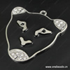 Zinc Alloy Pendant With Crystal Beads. Fashion Jewelry Findings. Animal 59x56mm. Sold by PC