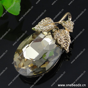 Zinc Alloy Pendant With Crystal Beads. Fashion Jewelry Findings. Flat Oval 45x25x10mm. Sold by PC