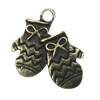 Zinc alloy Pendant, Fashion jewelry findings, Many colors for choice, Gloves 19x17mm, Sold By Bag
