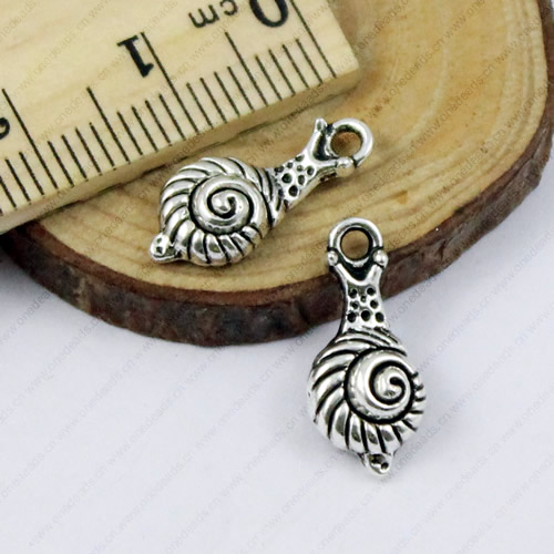 Pendant. Fashion Zinc Alloy Jewelry Findings. Animal 17x8mm. Sold by KG