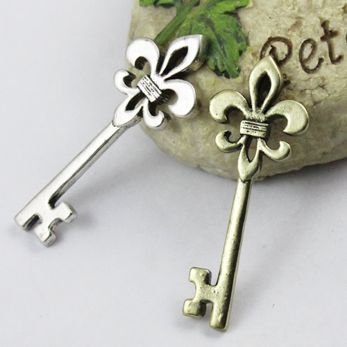 Pendant. Fashion Zinc Alloy jewelry findings. Key 25x67mm. Sold by PC