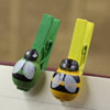 25mm Wood Cute cartoon Bee wood clips for memo card clamp wooden paper pegs photo clamp Memo Note Clips Sold by PC
