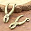 Pendant. Fashion Zinc Alloy jewelry findings. Pliers 24x13mm. Sold by Bag