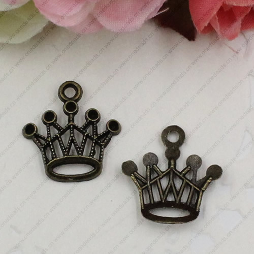 Pendant. Fashion Zinc Alloy jewelry findings. Crown 18x17mm. Sold by KG